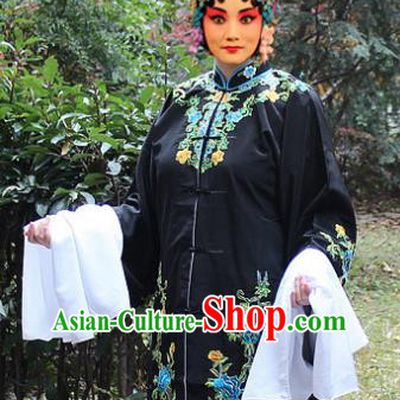 Traditional China Beijing Opera Young Lady Hua Tan Costume Black Embroidered Cape, Ancient Chinese Peking Opera Female Diva Embroidery Dress Clothing