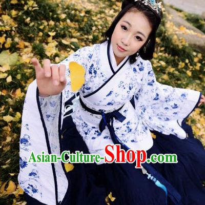 Traditional Chinese Han Dynasty Imperial Princess Blue Curve Bottom Costume, China Ancient Hanfu Dress Palace Lady Hand Painting Clothing for Women