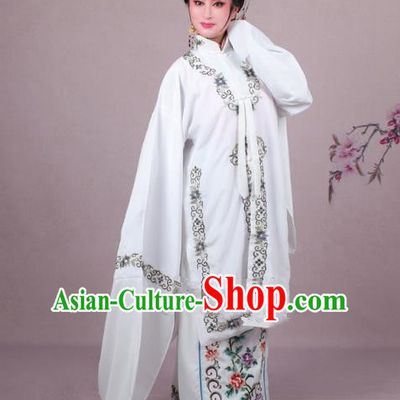 Top Grade Professional Beijing Opera Female Role Costume White Embroidered Cape, Traditional Ancient Chinese Peking Opera Diva Embroidery Clothing