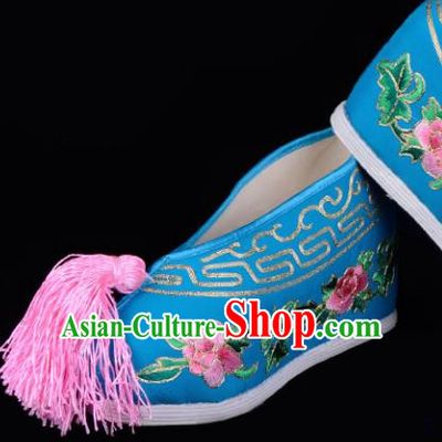 Top Grade Professional Beijing Opera Hua Tan Embroidered Peony Hidden Elevator Blue Satin Shoes, Traditional Ancient Chinese Peking Opera Diva Princess Blood Stained Shoes