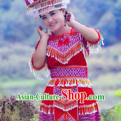 Traditional Chinese Miao Nationality Wedding Costume and Hat, Hmong Young Lady Folk Dance Ethnic Red Pleated Skirt, Chinese Minority Nationality Embroidery Clothing for Women