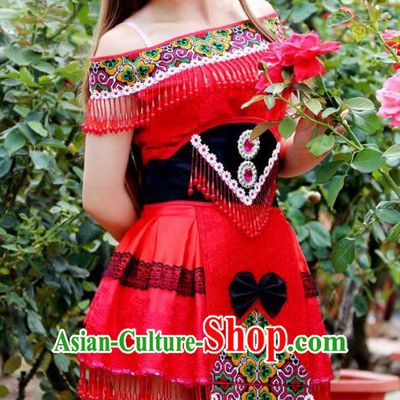 Traditional Chinese Miao Nationality Wedding Bride Costume, Hmong Folk Dance Ethnic Red Pleated Skirt, Chinese Minority Nationality Embroidery Clothing for Women