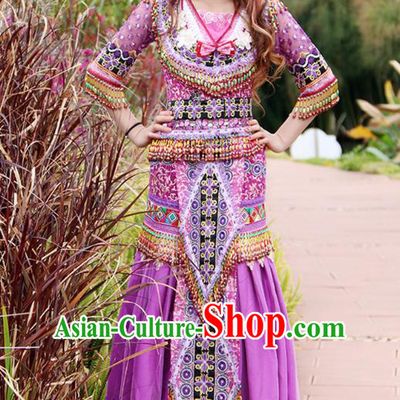 Traditional Chinese Miao Nationality Wedding Costume Embroidered Purple Long Beads Pleated Skirt, Hmong Folk Dance Ethnic Chinese Minority Nationality Embroidery Clothing for Women