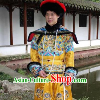 Traditional China Beijing Opera Qing Dynasty Emperor Costume Yellow Embroidered Robe, Ancient Chinese Peking Opera Manchu King Embroidery Dragon Clothing