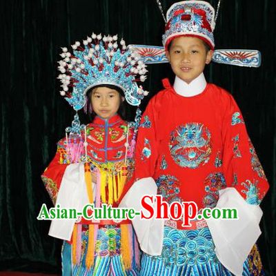 Top Grade Professional Beijing Opera Bride and Bridegroom Embroidered Dress, Traditional Ancient Chinese Peking Opera Embroidery Clothing for Kids