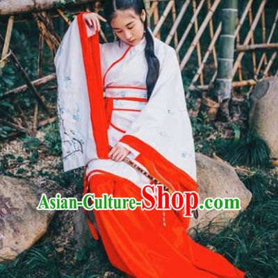 Traditional Asian Oriental China Costume Embroidery Palace Lady Curve Bottom, Chinese Hanfu Han Dynasty Princess Embroidered Clothing for Women