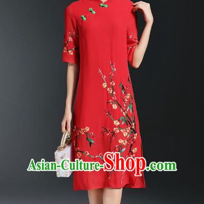 Top Grade Asian Chinese Costumes Classical Embroidery Plum Blossom Slant Opening Cheongsam, Traditional China National Red Chiffon Chirpaur Dress Plated Buttons Qipao for Women