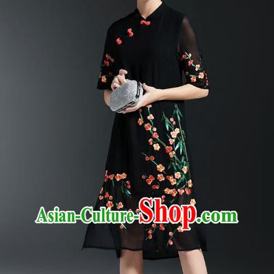 Top Grade Asian Chinese Costumes Classical Embroidery Plum Blossom Slant Opening Cheongsam, Traditional China National Black Chiffon Chirpaur Dress Plated Buttons Qipao for Women