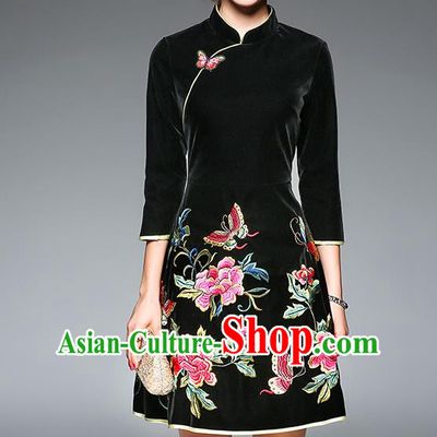 Top Grade Asian Chinese Costumes Classical Embroidery Butterfly Flowers Cheongsam, Traditional China National Black Chirpaur Dress Qipao for Women
