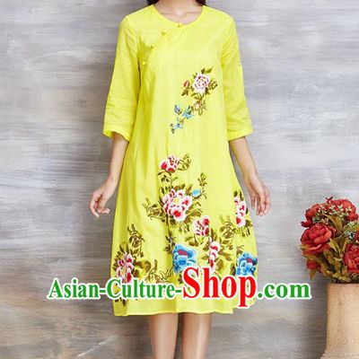 Top Grade Asian Chinese Linen Costumes Classical Embroidery Flowers Cheongsam, Traditional China National Yellow Plated Buttons Chirpaur Dress Qipao for Women