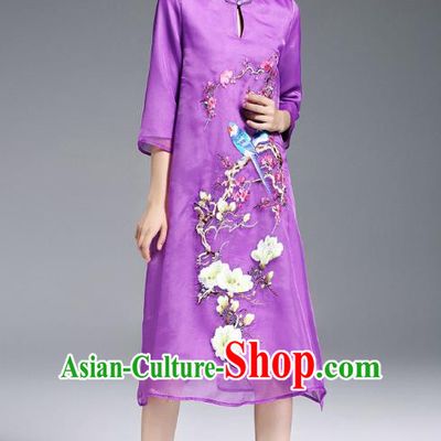 Top Grade Asian Chinese Costumes Classical Embroidery Cheongsam, Traditional China National Middle Sleeve Chirpaur Plated Buttons Purple Qipao for Women