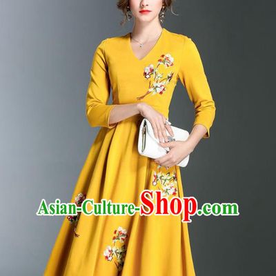 Asian Chinese Oriental Costumes Classical Embroidery Dress, Traditional China National Chirpaur Tang Suit Dresses for Women
