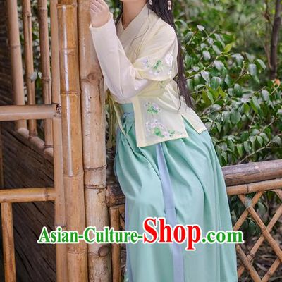 Asian Chinese Hanfu Costumes Song Dynasty Young Lady Embroidered Half-Sleeves Blouse and Slip Skirts Complete Set for Women