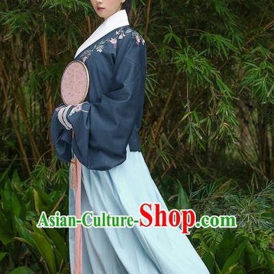 Traditional Asian Chinese Hanfu Costumes Ming Dynasty Princess Embroidered Slant Opening Navy Blouse and Blue Skirts Complete Set