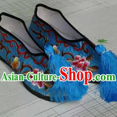 Traditional Chinese Peking Opera Diva Embroidered Shoes, China Ancient Beijing Opera Hua Tan Blue Blood Stained Shoes for Women