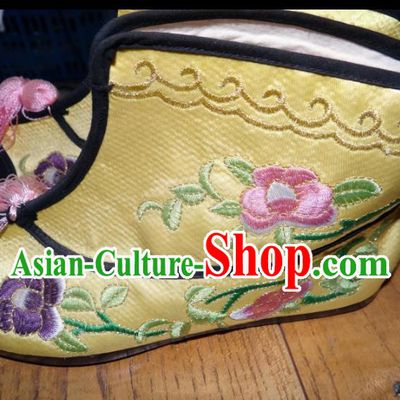 Traditional Chinese Peking Opera Swordplay Embroidered Shoes Quick Boots, China Ancient Beijing Opera Blues Yellow Blood Stained Shoes for Women