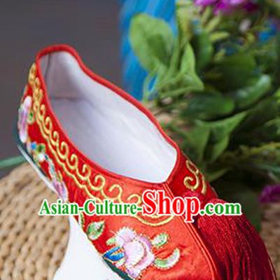 Traditional Chinese Qing Dynasty Princess Red Embroidered Shoes Saucers, China Ancient Manchu Palace Lady Blood Stained Shoes for Women