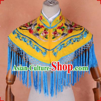 Top Grade Professional Beijing Opera Palace Lady Costume Hua Tan Yellow Embroidered Cloud Shoulder, Traditional Ancient Chinese Peking Opera Diva Embroidery Clothing