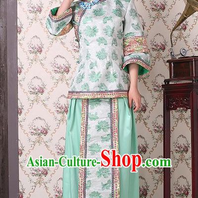 Traditional China Qing Dynasty Nobility Dowager Costume, Chinese Ancient Gentlewoman Embroidery Green Xiuhe Suit Clothing