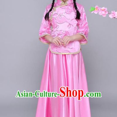 Traditional Chinese Republic of China Nobility Lady Clothing, China National Embroidered Pink Blouse and Skirt for Kids