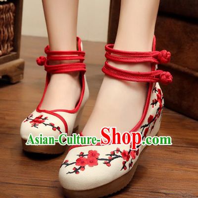 Asian Chinese Cloth Embroidered Shoes, Traditional China Princess Shoes Hanfu Embroidery Wintersweet Shoes for Women