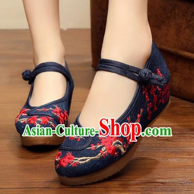 Asian Chinese National Black Linen Embroidered Shoes, Traditional China Princess Shoes Hanfu Embroidery Wintersweet Shoes for Women