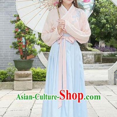 Traditional Chinese Ancient Han Dynasty Young Lady Embroidered Clothing for Women