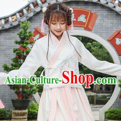 Traditional Chinese National Costume Hanfu Slant Opening Embroidery Blouse, China Tang Suit Cheongsam Upper Outer Garment Shirt for Women