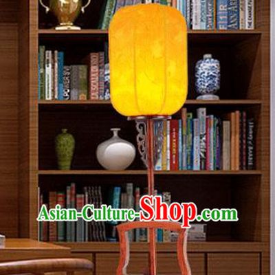 Traditional Chinese Handmade Yellow Sheepskin Lantern Classical Palace Lantern China Floor Palace Lamp