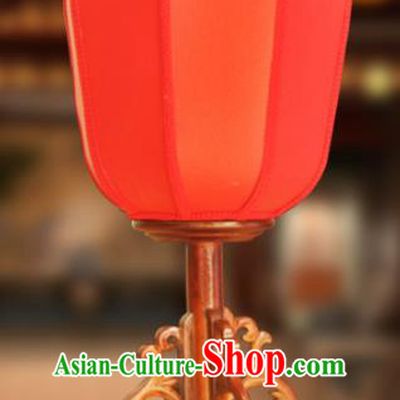 Traditional Chinese Handmade Red Sheepskin Lantern Classical Palace Lantern China Table Palace Lamp