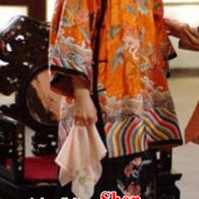 Traditional Chinese Ancient Late Qing Dynasty Nobility Lady Embroidered Xiuhe Suit Costume