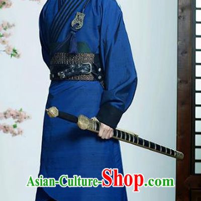 Traditional Chinese Ancient Han Dynasty Swordsman Embroidered Hanfu Clothing for Men