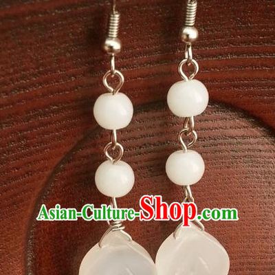 Traditional Chinese Handmade Classical Hanfu White Eardrop Ancient Palace Queen Earrings for Women