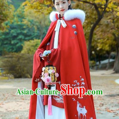 Chinese Ancient Ming Dynasty Nobility Lady Costumes Embroidered Red Cloak for Women