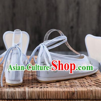 Chinese Ancient Traditional Embroidered Shoes Hanfu Blue Cloth Shoes for Women