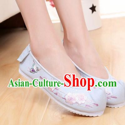 Chinese Ancient Traditional Embroidered Shoes Hanfu Embroidery Peach Blossom Blue Cloth Shoes for Women