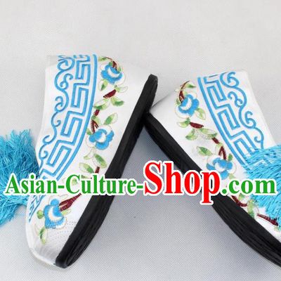 Chinese Traditional Beijing Opera White Blood Stained Shoes Ancient Handmade Princess Embroidered Shoes for Women