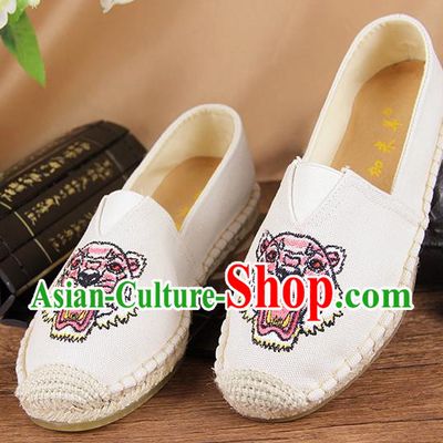 Chinese National Handmade Shoes Traditional Cloth Shoes Embroidery Tiger White Shoes for Women