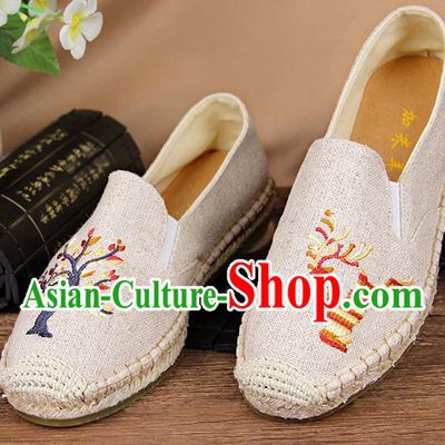 Chinese National Handmade Shoes Traditional Cloth Shoes Embroidery Deer White Shoes for Women