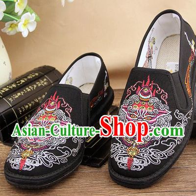 Chinese National Shoes Traditional Black Cloth Shoes Embroidery Kylin Shoes for Men