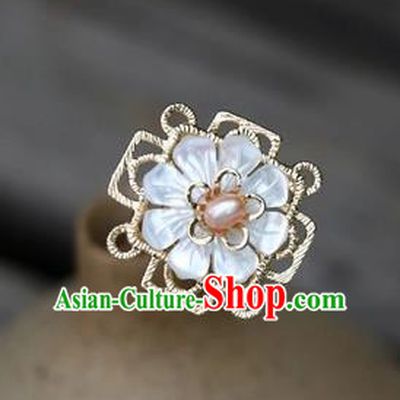 Chinese Traditional Hair Accessories Ancient Handmade Shell Flower Hairpins for Women