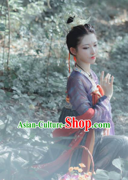 Chinese Ancient Palace Lady Hanfu Han Dynasty Imperial Concubine Queen Embroidered Historical Costumes Chinese Ancient Palace Lady Hanfu Han Dynasty Imperial Concubine Queen Embroidered Historical Costumes