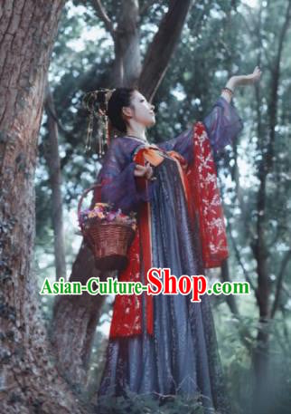 Chinese Ancient Palace Lady Hanfu Han Dynasty Imperial Concubine Queen Embroidered Historical Costumes Chinese Ancient Palace Lady Hanfu Han Dynasty Imperial Concubine Queen Embroidered Historical Costumes