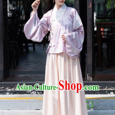 Chinese Ancient Ming Dynasty Nobility Lady Costume Embroidered Blouse and Skirt for Women
