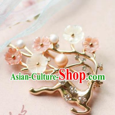 Traditional Chinese Handmade Brooch Ancient Deer Breastpin Accessories for Women