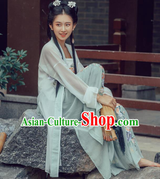 Chinese Ancient Palace Lady Hanfu Han Dynasty Imperial Concubine Queen Embroidered Historical Costumes Chinese Ancient Palace Lady Hanfu Han Dynasty Imperial Concubine Queen Embroidered Historical Costumes