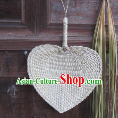 Chinese Traditional Handmade Straw Braid Craft Cattail Leaf Fan