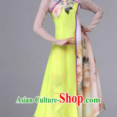 Traditional Chinese Classical Folk Dance Yellow Dress Stage Performance Fan Dance Costumes for Women