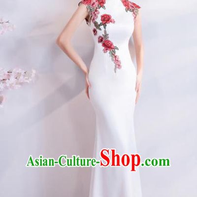 Chinese Traditional White Silk Cheongsam Wedding Bride Costume Compere Full Dress for Women