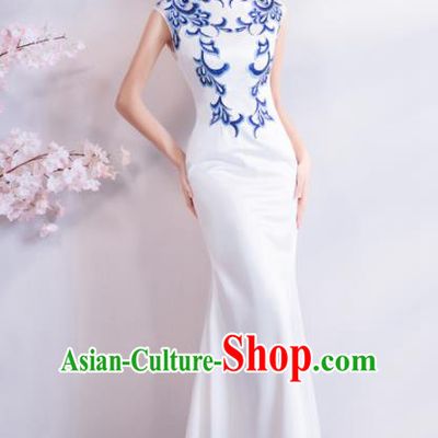 Chinese Traditional Chorus White Cheongsam Wedding Bride Compere Red Full Dress for Women